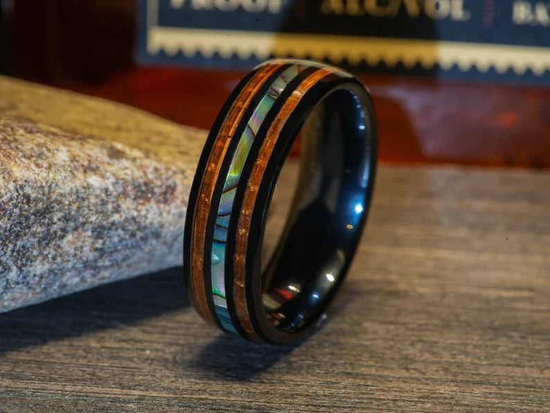 The Connector Men's Wedding Band