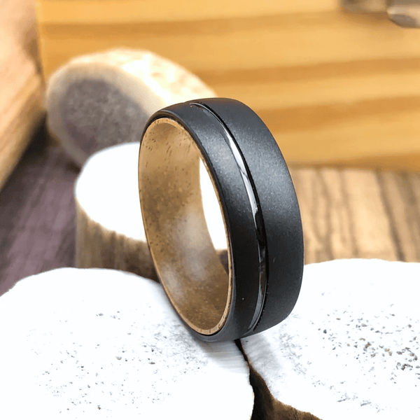 The Myth Wooden Tungsten Ring